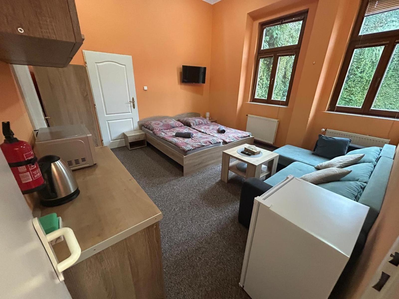 Thermal Apartments Теплице Экстерьер фото